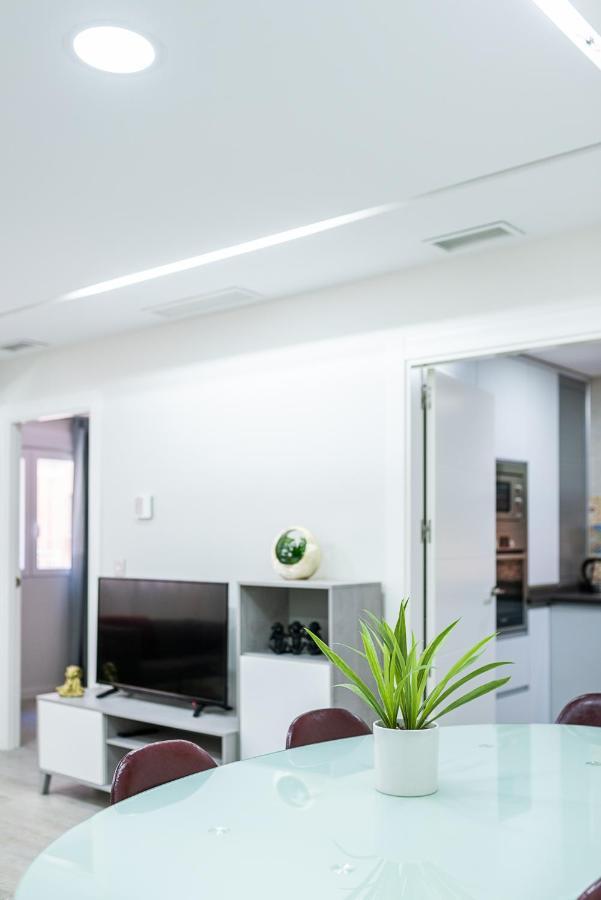 Moderno Apartamento Centro Granada Luaran gambar