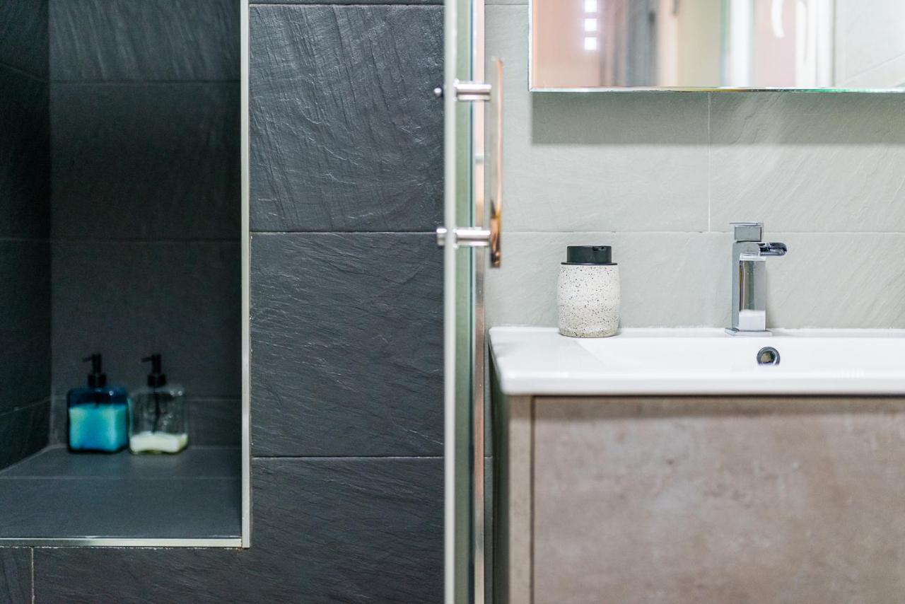 Moderno Apartamento Centro Granada Luaran gambar