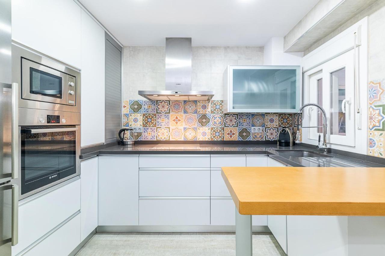 Moderno Apartamento Centro Granada Luaran gambar