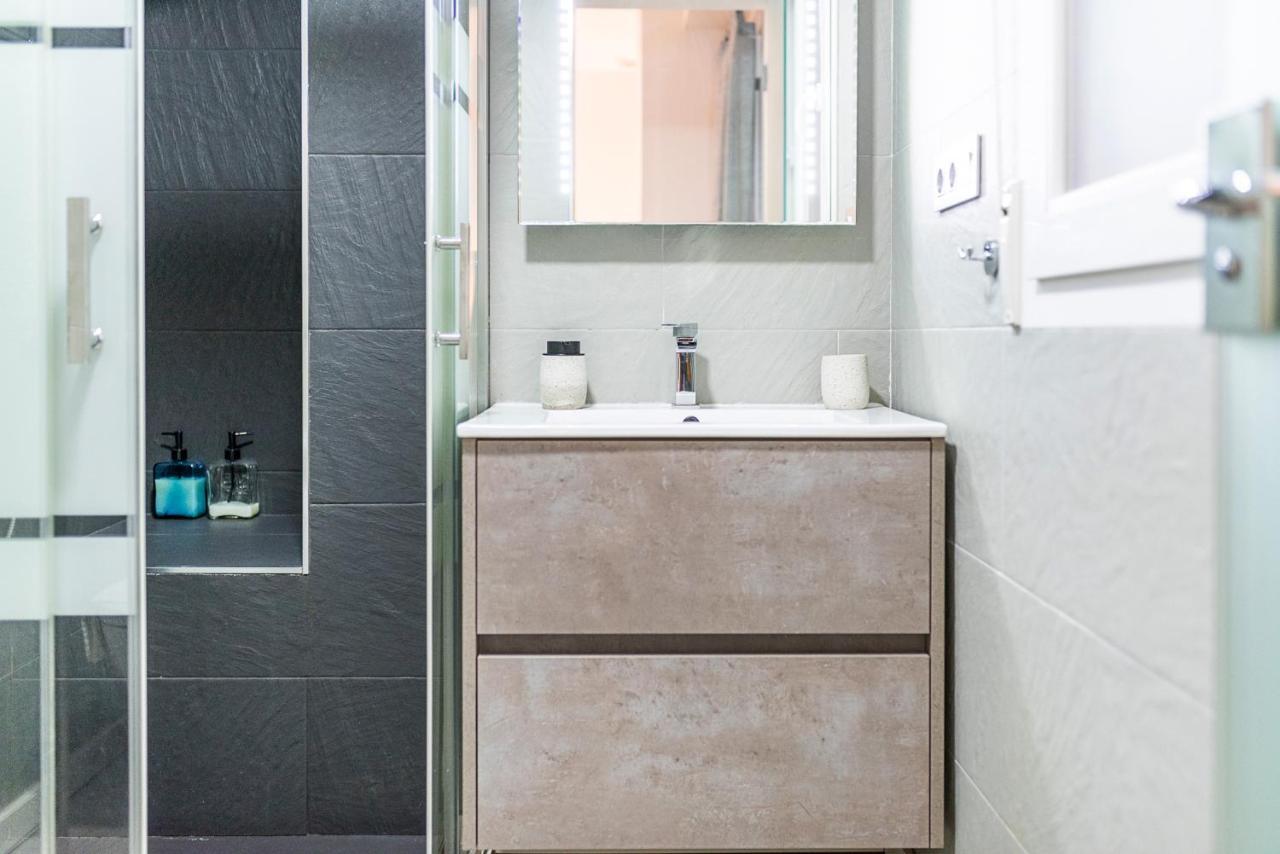 Moderno Apartamento Centro Granada Luaran gambar